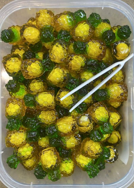 علبه كاندي اناناس 3D ( كيلو )