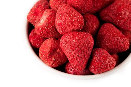 علبه فراوله مقرمشه