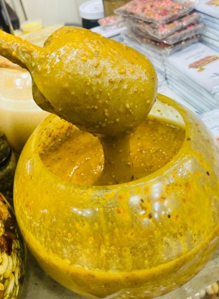 كيلو عسل بحبوب اللقاح ( للمناعه )