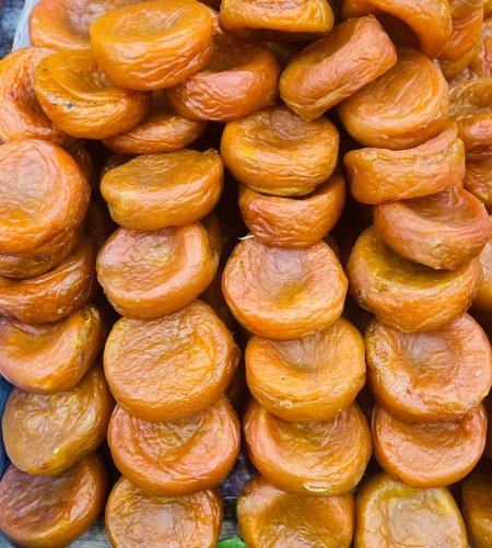 مشمش اوزبكي