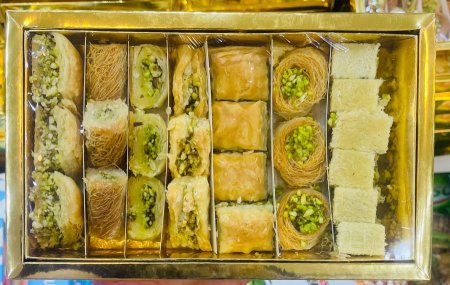 بقلاوة بالسمن البلدي 500 غم